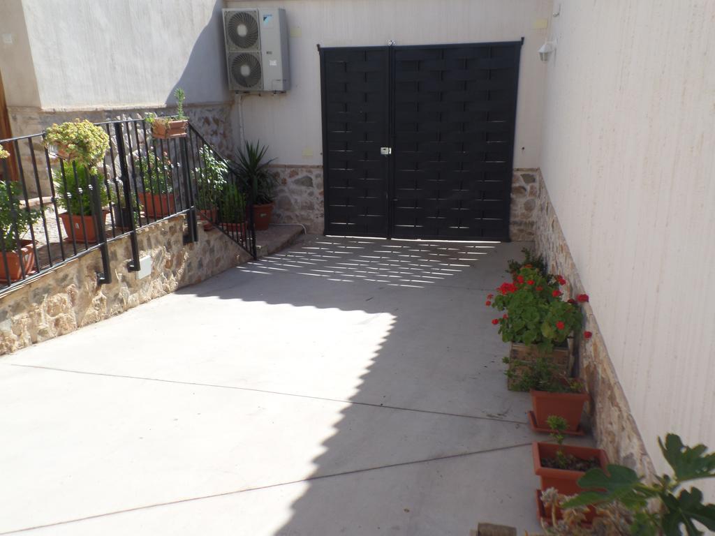 Casona Del Buen Vivir Guest House Camunas Exterior photo