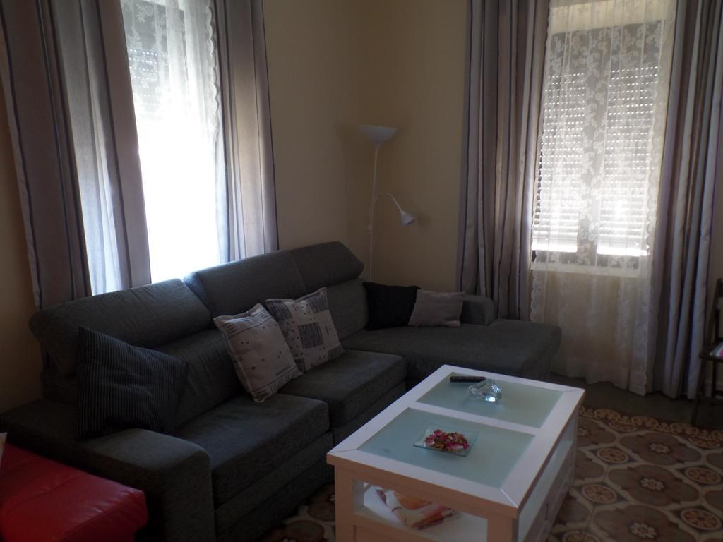Casona Del Buen Vivir Guest House Camunas Exterior photo